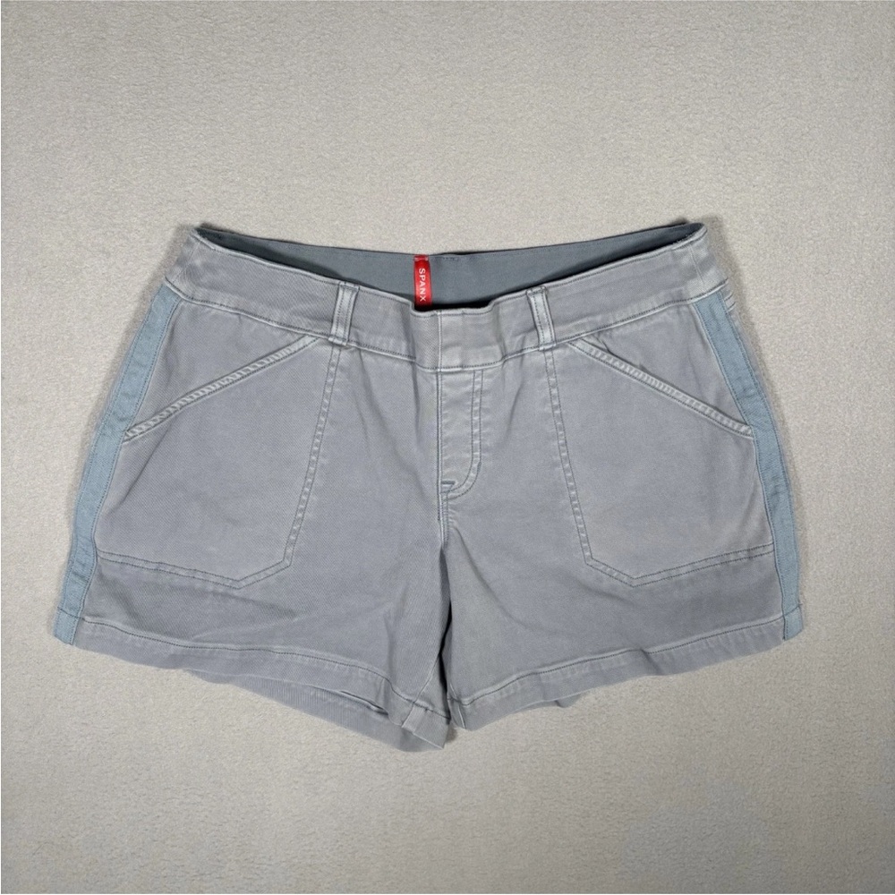 Spanx Shorts Women’s Large Mountain Light Blue Stretch Twill 6" Mid Rise Pull On